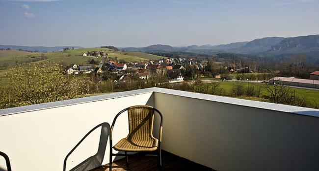 Panorama-Apartments Weinberghaus Mittelndorf ภายนอก รูปภาพ